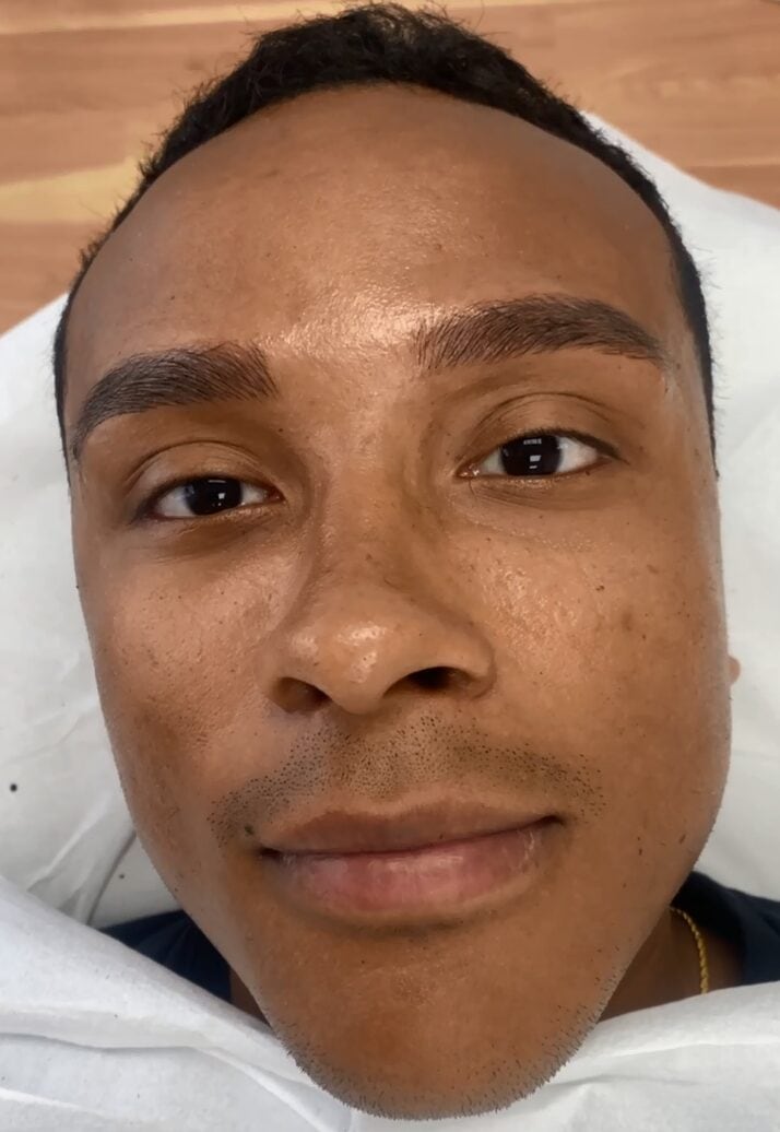 Eyebrow microblading for men