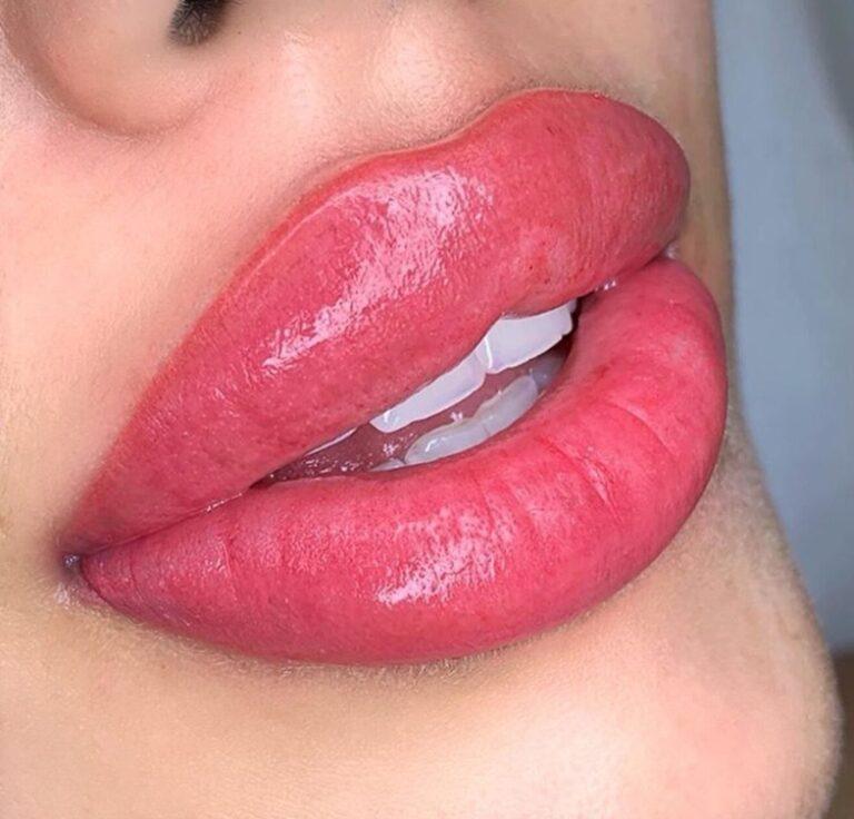 BEFORE AND AFTER PHOTOS OF Lip Blushing