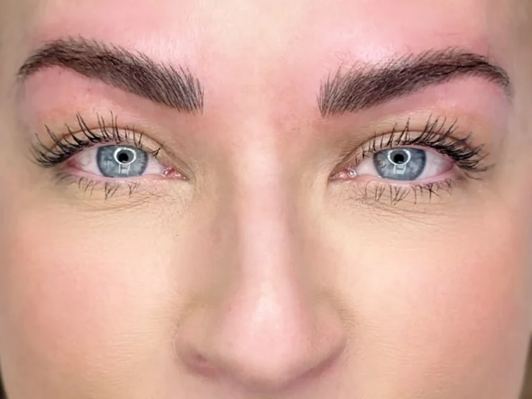 Hyper-Realistic Nano Brows